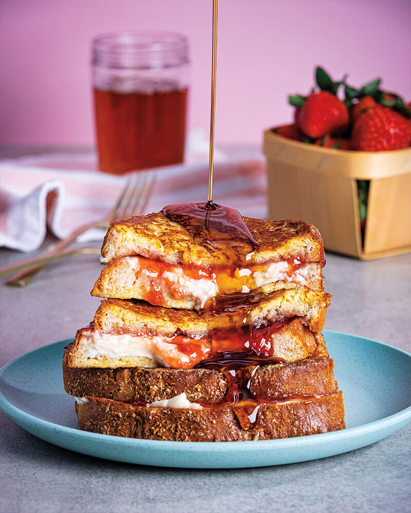 Strawberry French Toast Sandwiches Recipe